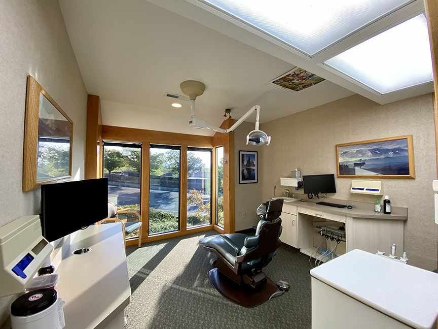 Dr. Emery Dental Office Sonora Operatory 2