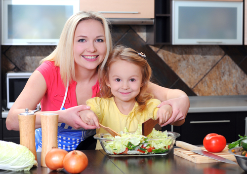 wpid-mom-and-daughter-in-kitchen_32536938.jpg